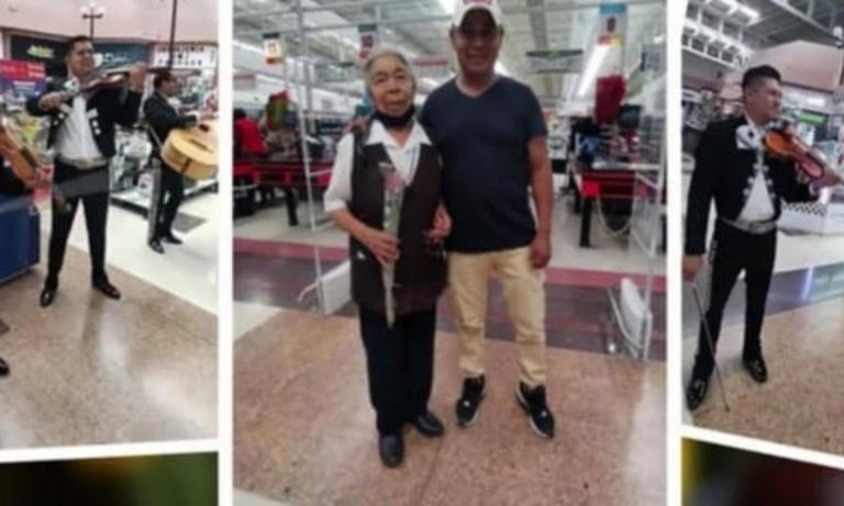 hijo de lleva mariachis al súper para su mamá empacadora en día de las madres