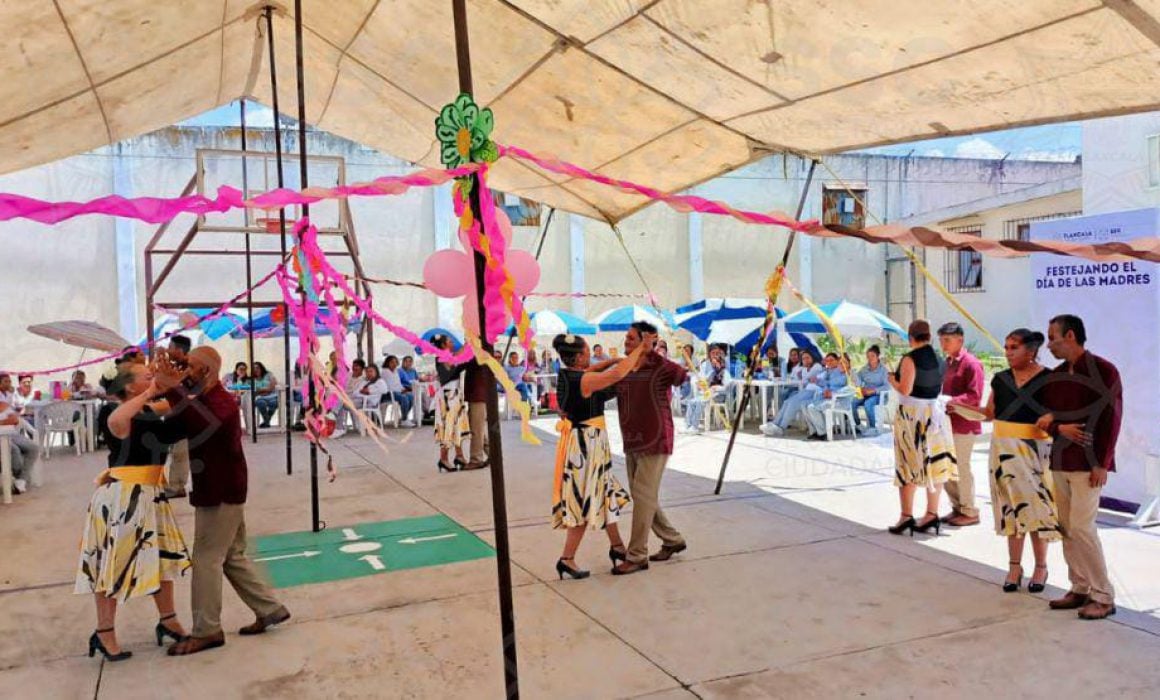 Celebra SSC a mamás en el cereso femenil