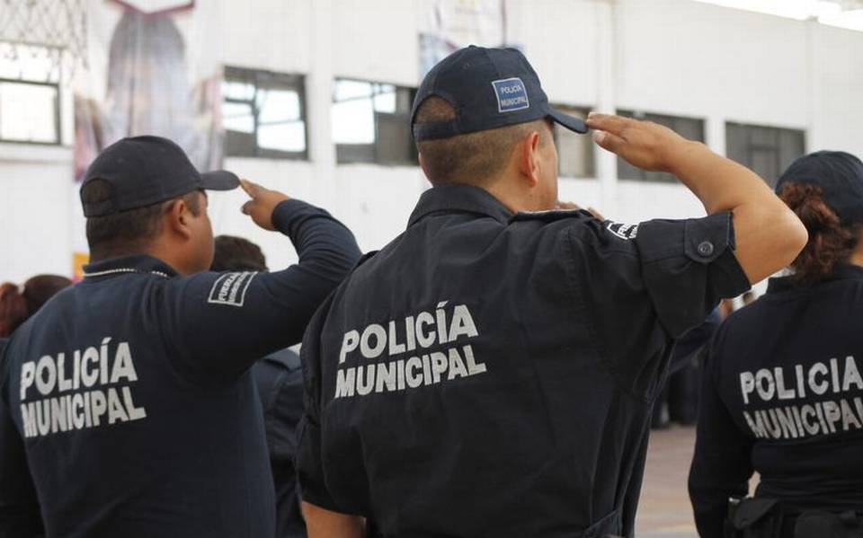Al 60% proceso de acreditación de policías municipales: Segob