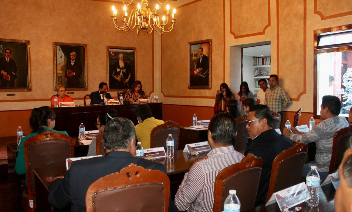 Nombra Cabildo de Tlaxcala visitantes distinguidos a defensoras Derechos Humanos