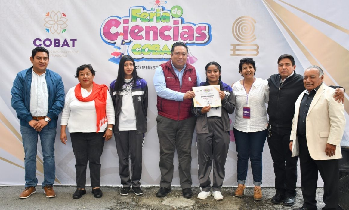 Cobat presenta 20 proyectos ganadores en la feria de ciencias 2023