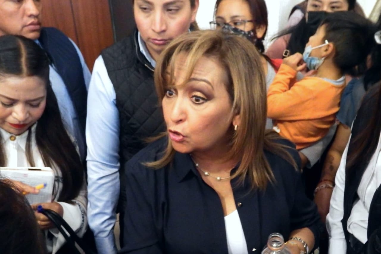 Todo bien en pensiones civiles, dice gobernadora