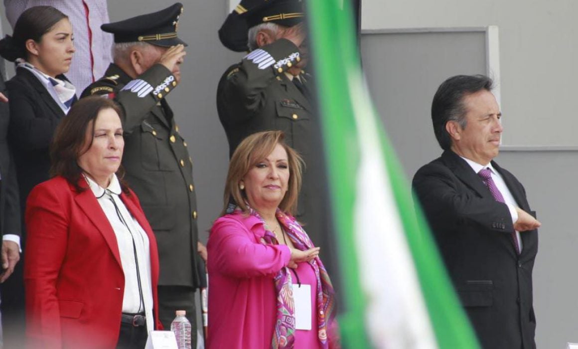 Asistió Lorena Cuéllar a desfile conmemorativo de la Batalla de Puebla