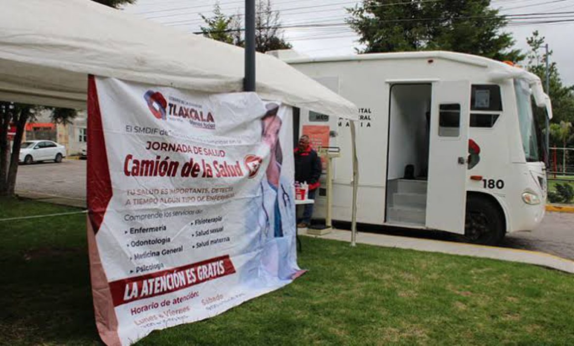 Brinda Camión de la Salud servicios médicos a habitantes de Tlaxcala capital