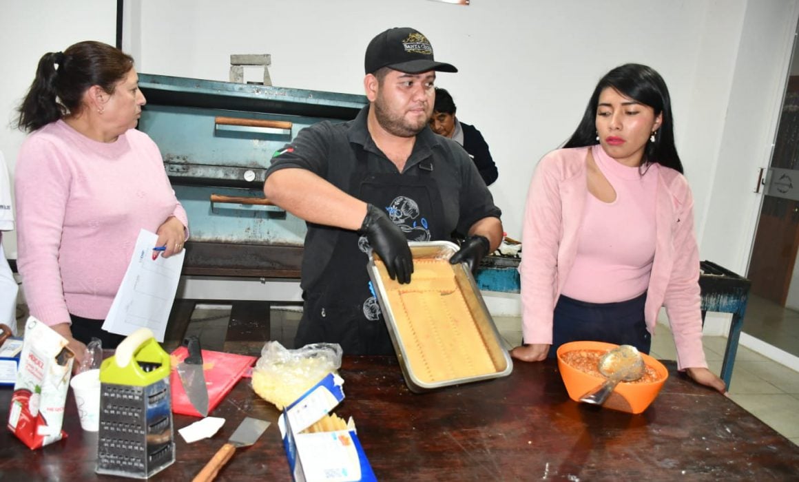 Participa Apetatitlán en taller y elaboración de Lasaña