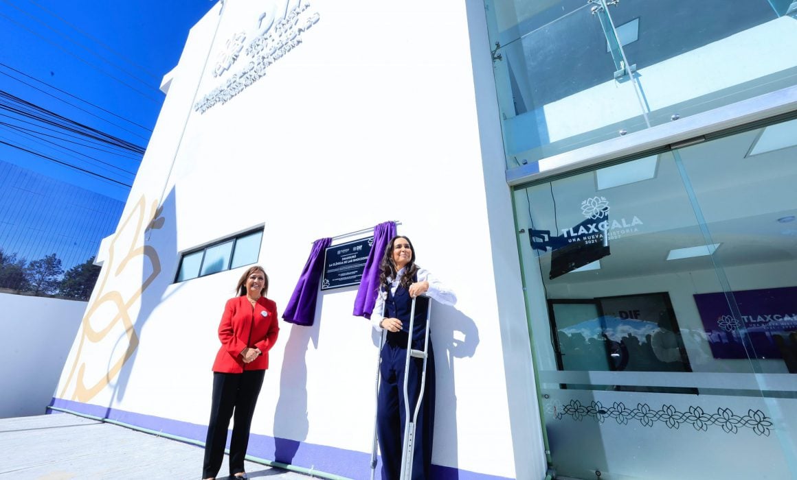 Inaugura Lorena Cuéllar primera clínica de las emociones en Tlaxcala
