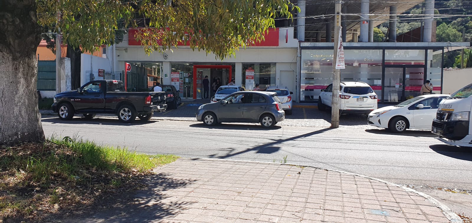 Asaltan a cuentahabiente y le roban 20 mil pesos en Tlaxcala capital