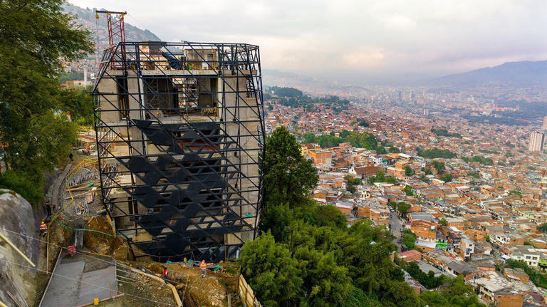 5 elefantes blancos de Medellín hoy son grandes obras