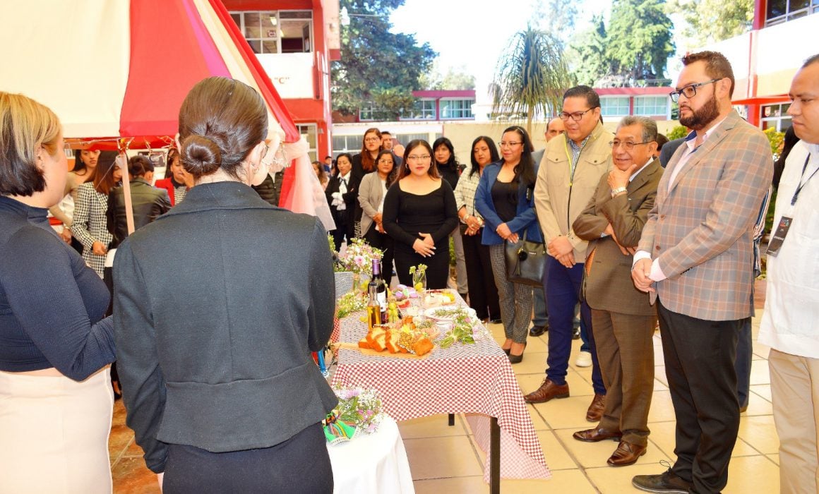 Fortalece UATX conocimientos de estudiantes en Turismo Internacional