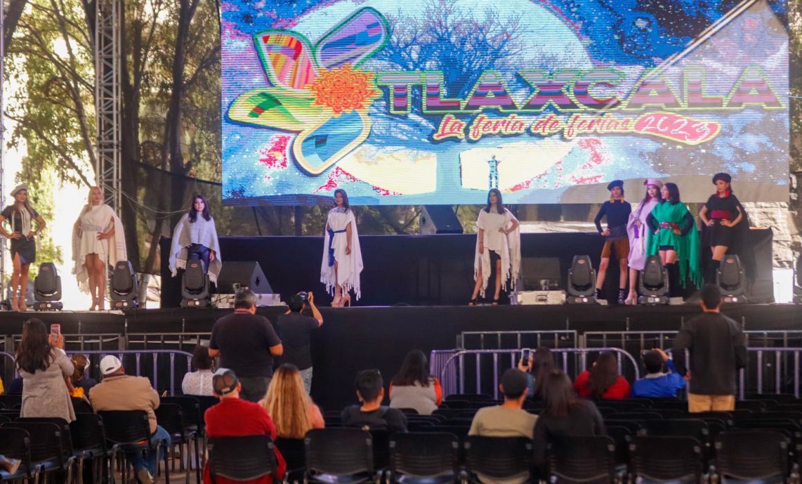 Presentan colección otoño-invierno de prendas artesanales en Feria Tlaxcala