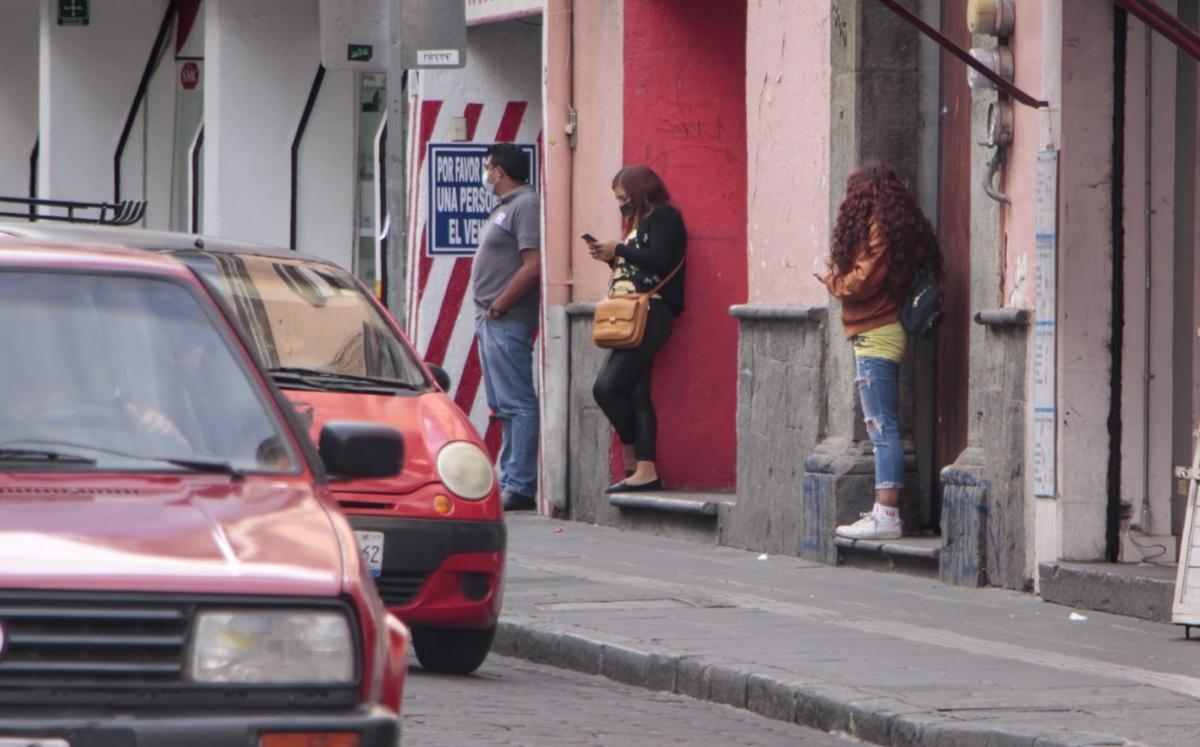 Ayuntamiento de Puebla busca alternativas para sexoservidoras de la 14 Oriente-Poniente