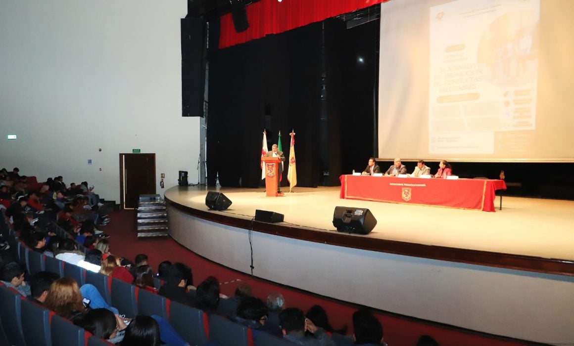 Promueve UATX conductas saludables entre estudiantes