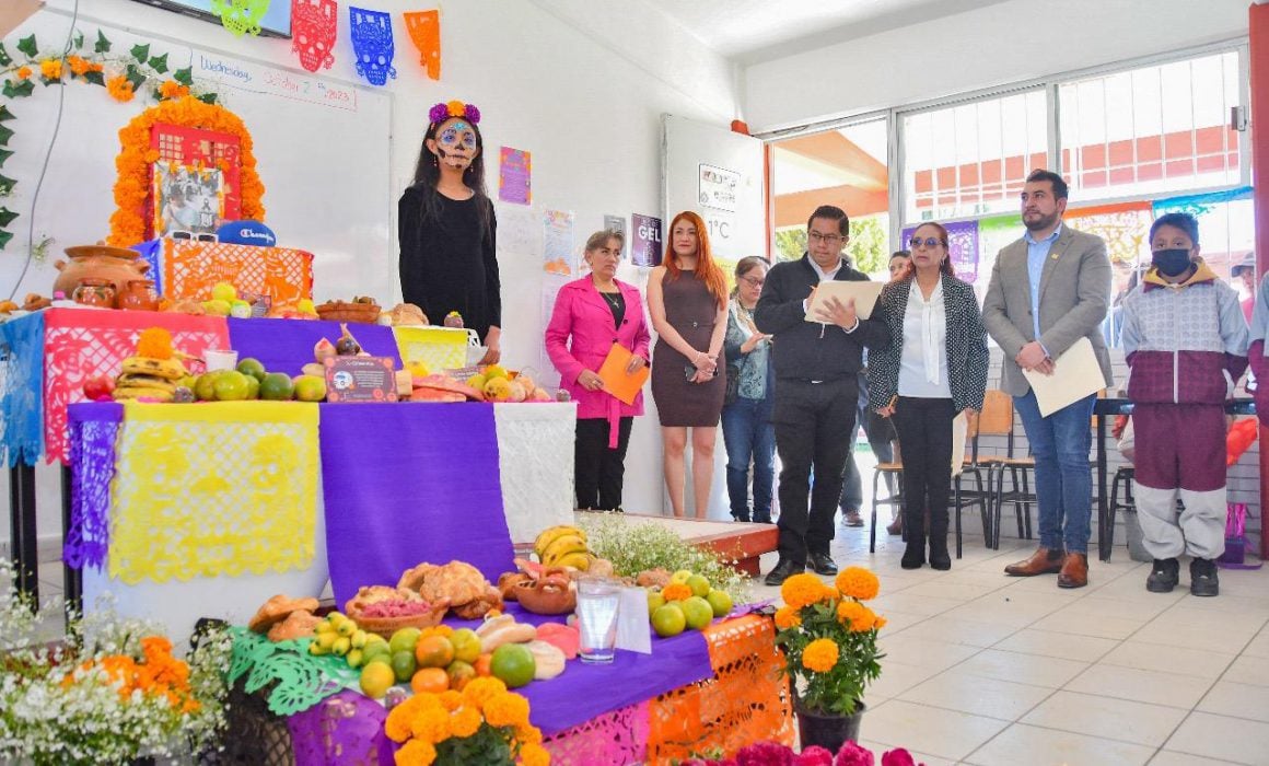 Nuestras tradiciones nos dan identidad y orgullo: Salvador Santos Cedillo
