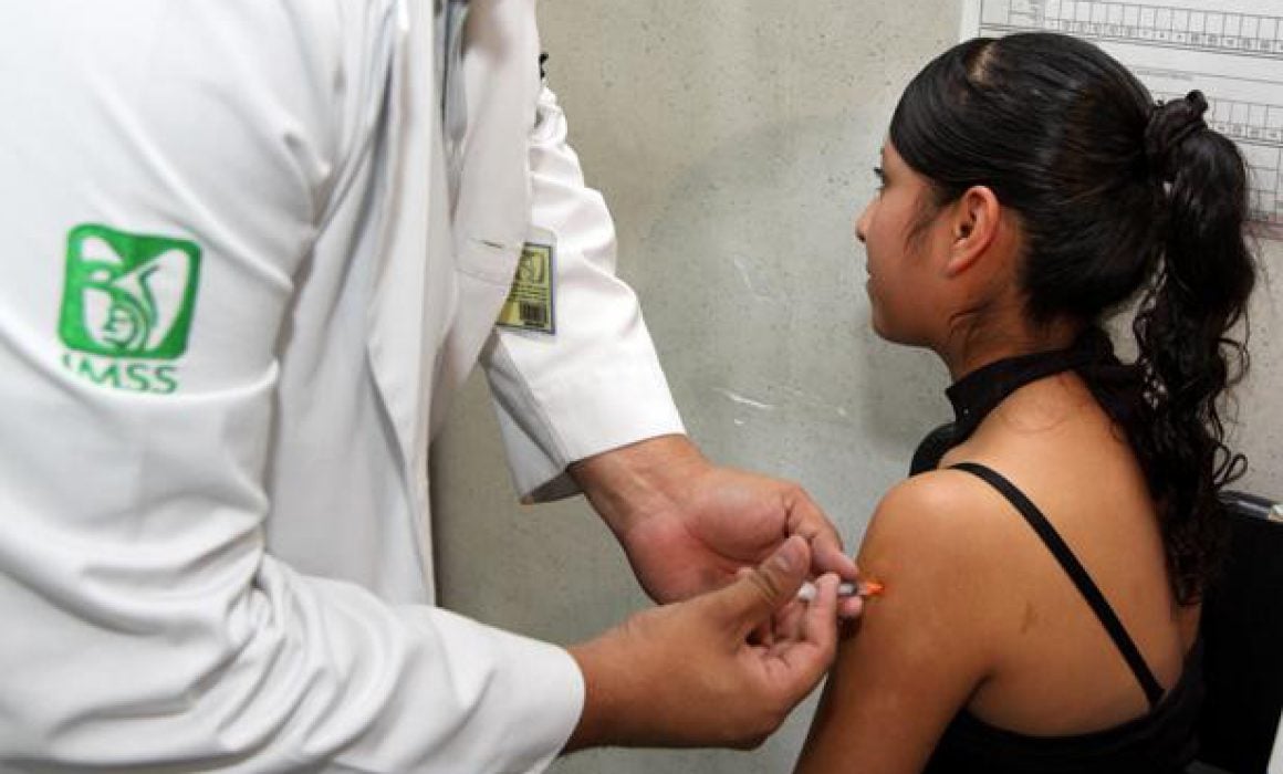 Invita IMSS Tlaxcala a vacunar a niñas de 11 a 14 años contra el VPH