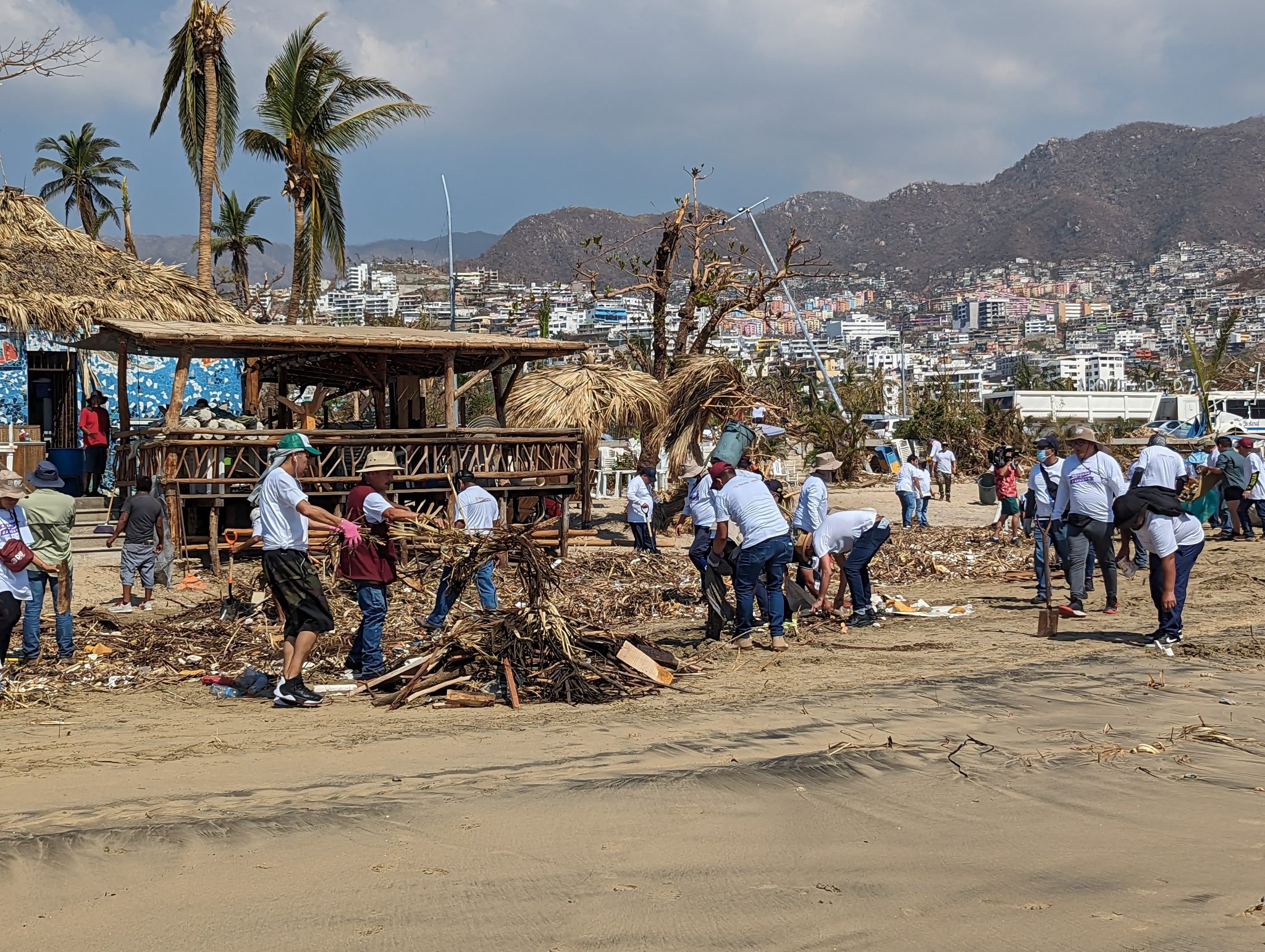 Reconocen labor de brigada del SEDIF Tlaxcala en guerrero por su solidaridad, compañerismo y fortaleza