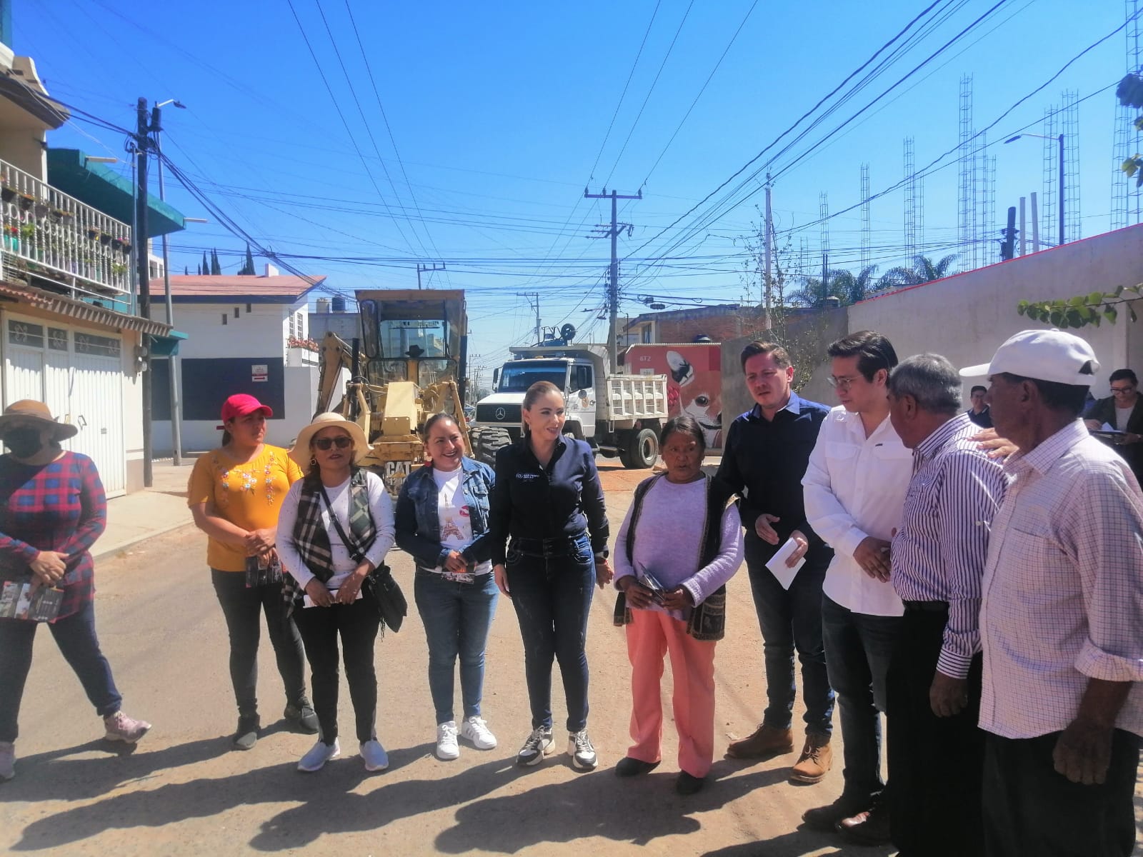 Paola Angon da inicio a obra tras 27 años de olvido en San Matías Cocoyotla 