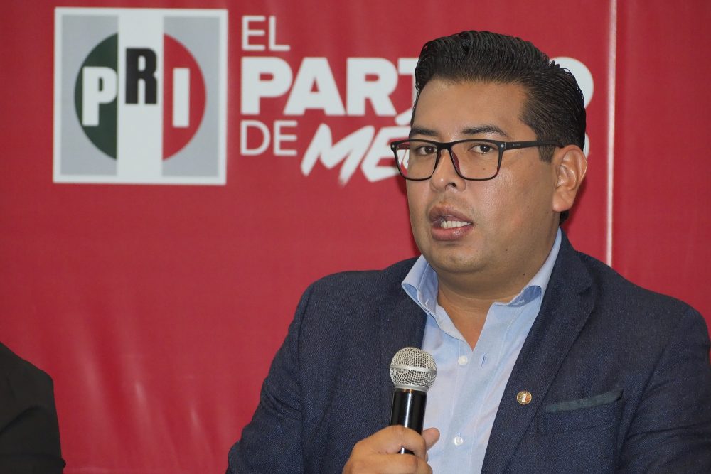 Dirigente del PRI en Puebla revela manipulación de estructura en favor de Miguel Barbosa en 2019