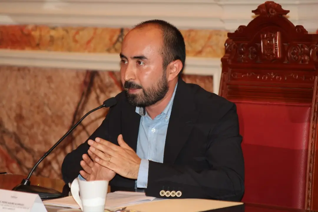 Impone Gobierno del Estado a otro foráneo en el gabinete 