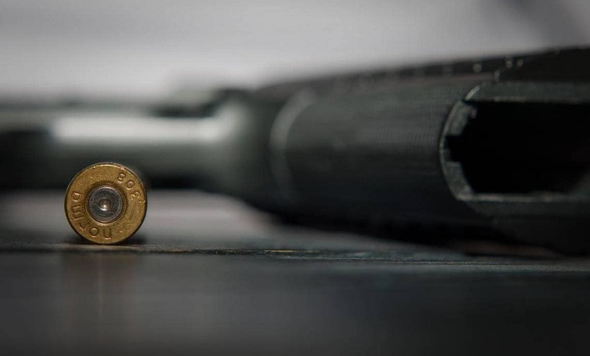 Muere joven tras jugar con arma de fuego y dispararse en Tlaltelulco