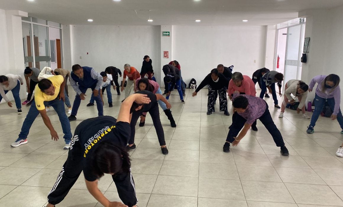 Inicia en Apetatitlán curso intensivo de salsa