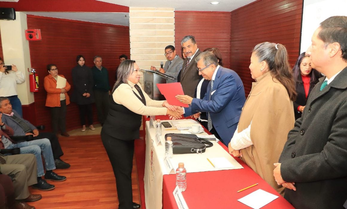 Recibe académicos de la UATX apoyos y reconocimientos del PRODEP