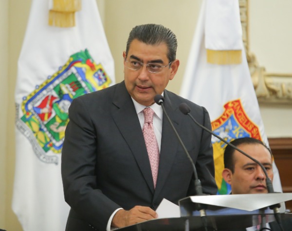 Pide gobernador que alcaldes no se distraigan pensando en el futuro