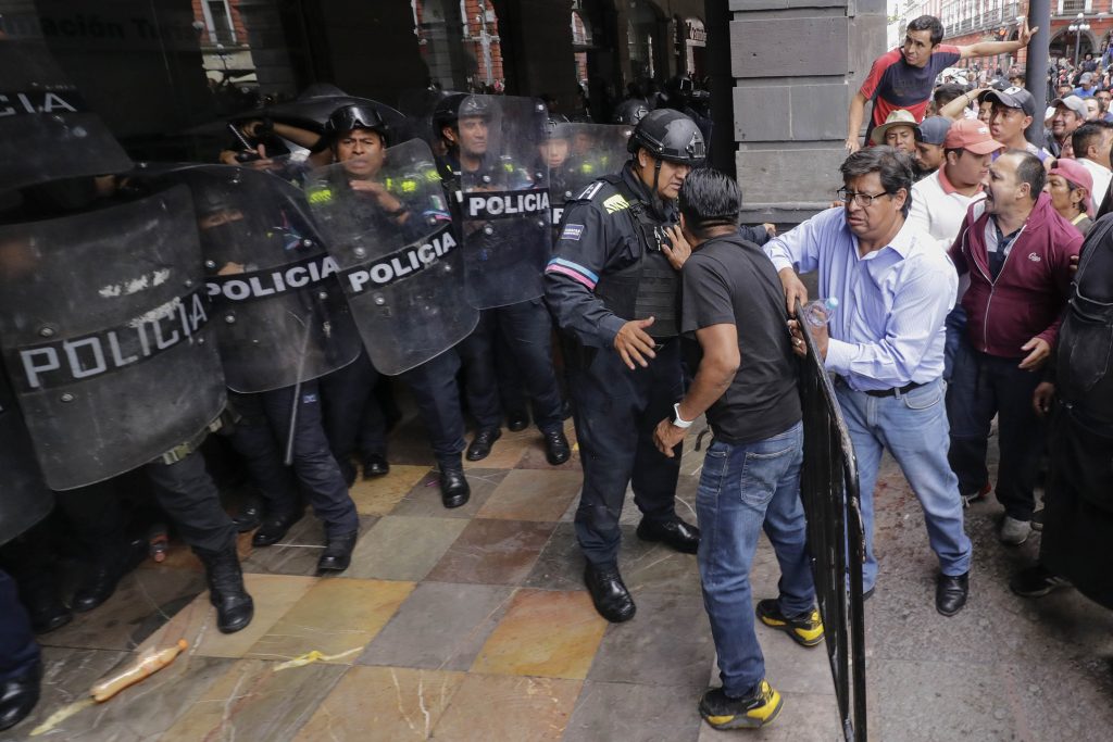 Segom: 17 Meses de charlas sin solución aparente en el conflicto de la Central de Abasto y UPVA 28 de Octubre
