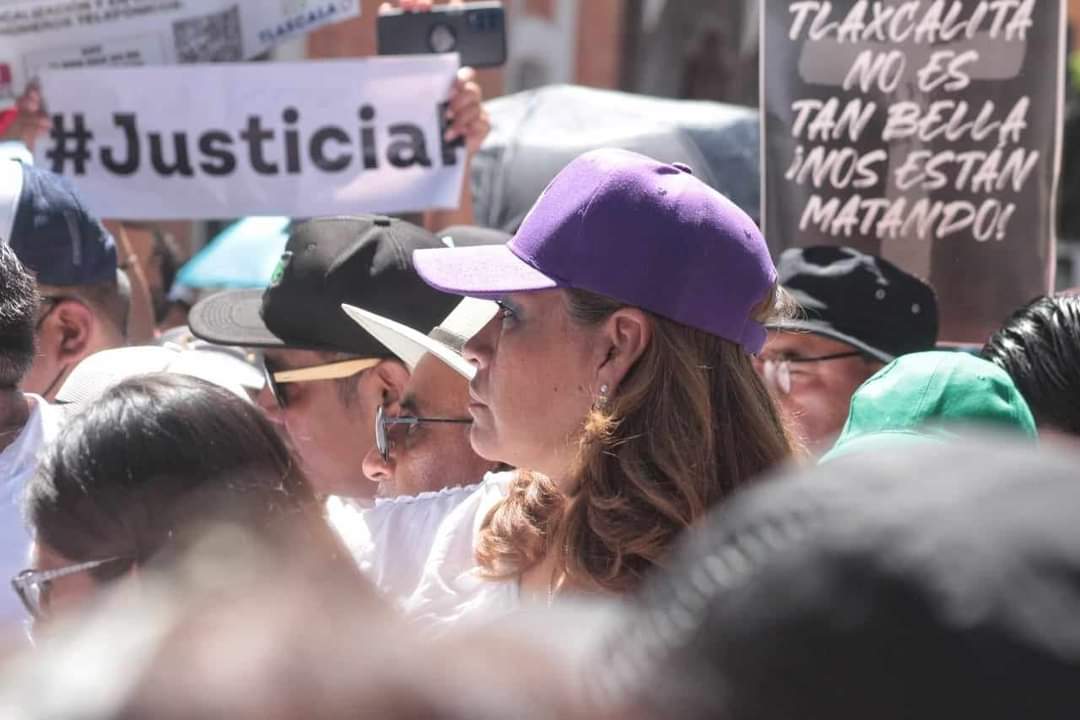 Exigen a a Congreso fijar postura por caso de agresión de diputada a docente