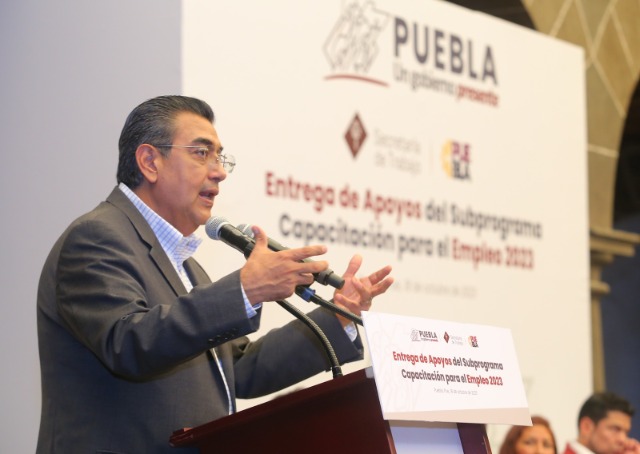 Afirma gobernador que no haya beneficios para reos en penales de Puebla