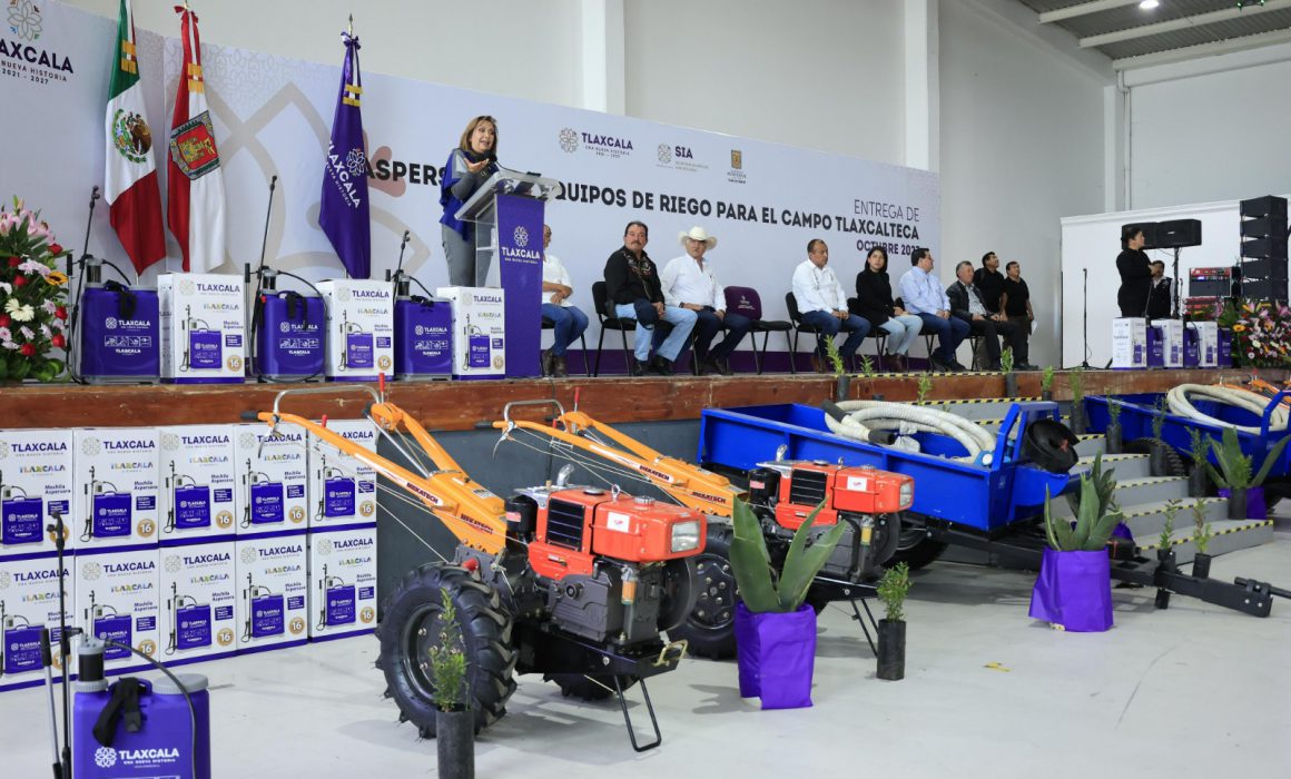 Entregó Lorena Cuéllar equipos de riego para productores de 20 municipios