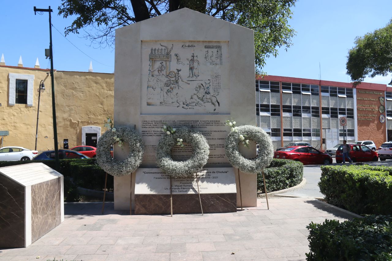 Encabeza Paola Angon ceremonia conmemorativa a los 504 años de la Matanza de Cholula