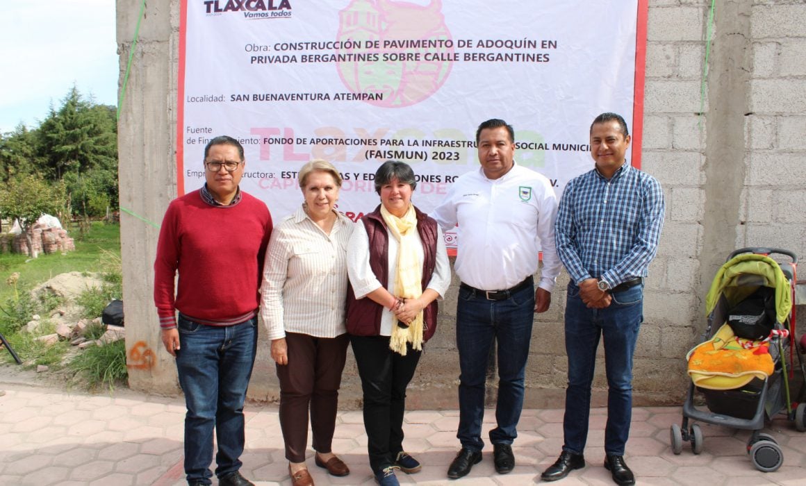 Inaugura Maribel Pérez Arenas, obras de beneficio en Atempan