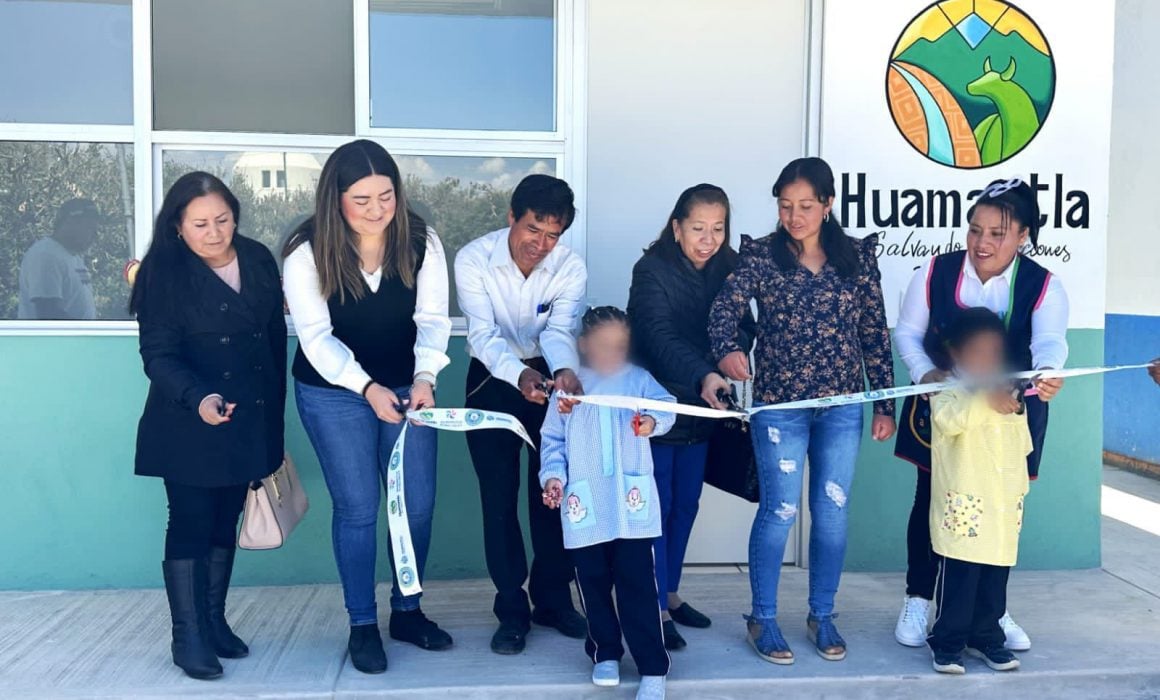 Entrega Huamantla obra educativa en NPC José María Morelos