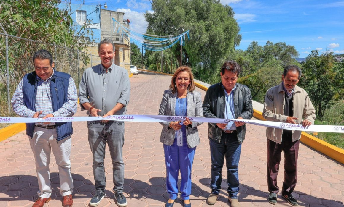 Entrega Lorena Cuéllar obra en Totolac con inversión cerca del mdp