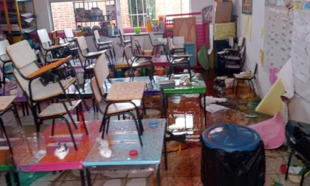 Vandalizan y roban Jardín de Niños en Huamantla, padres de familia exigen mayor seguridad 
