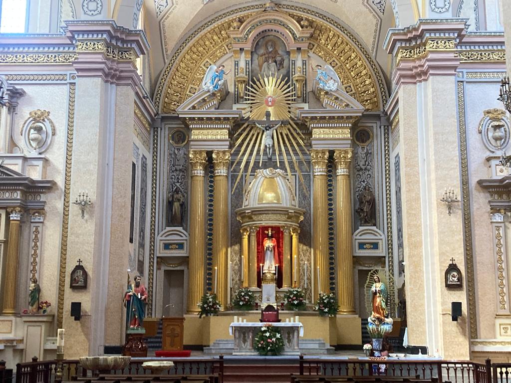  Llegan reliquias de San Charbel a ciudad sagrada