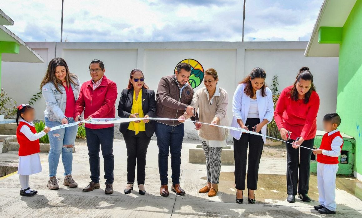 Entrega Santos Cedillo barda perimetral en el pueblo de Chapultepec