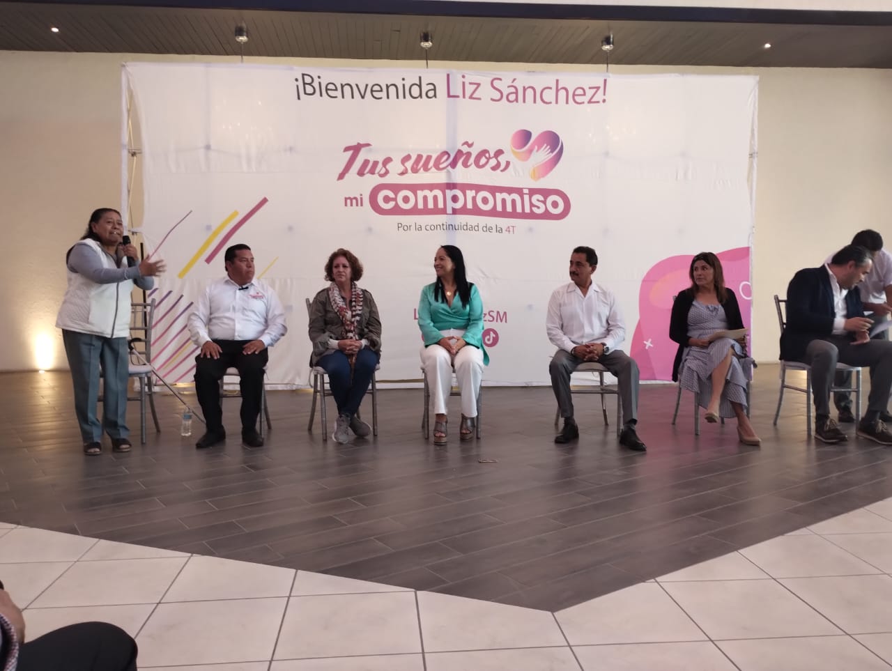 Liz Sánchez en visita a San Pedro Cholula pugna por la unidad interna de la 4T