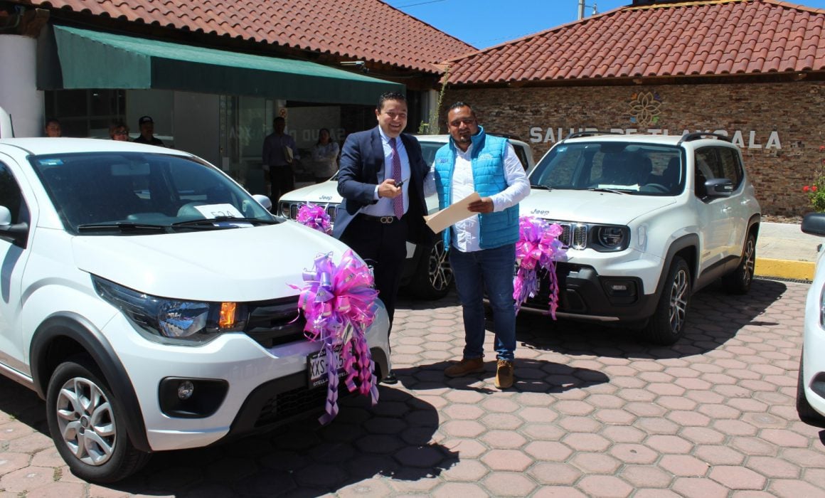 Refuerzan servicios médicos para la población con equipamiento vehicular