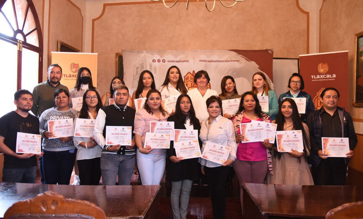 Capacitan a promotores turísticos en Tlaxcala Capital