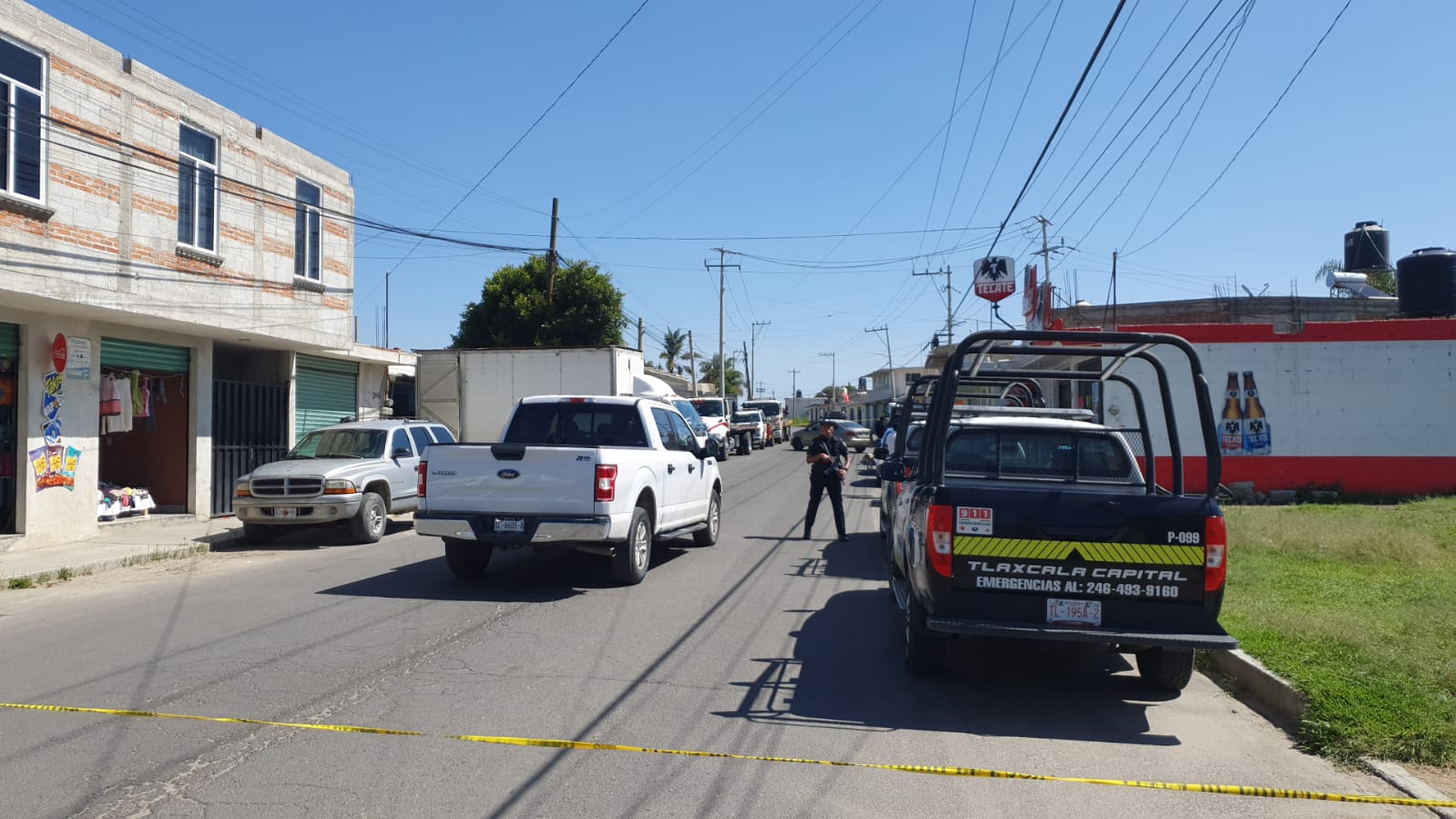 En cateo, Policía de Investigación recupera autos, motores y autopartes robados, en Atlahapa.