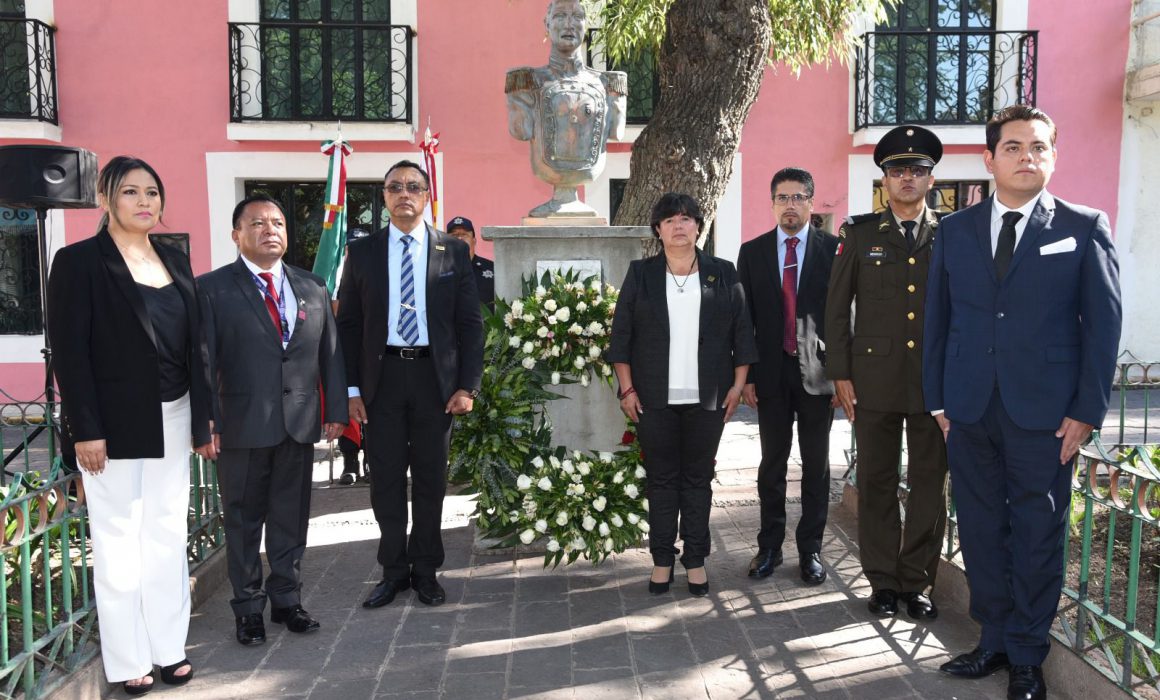 Encabeza Maribel Pérez ceremonia de aniversario luctuoso de Felipe Xicohténcatl