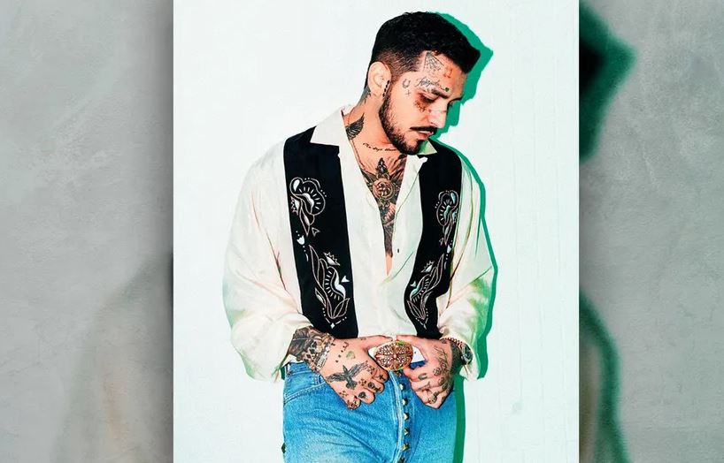 Christian Nodal estrena canción, Mujeres Divinas, el mismo día que nació su bebé