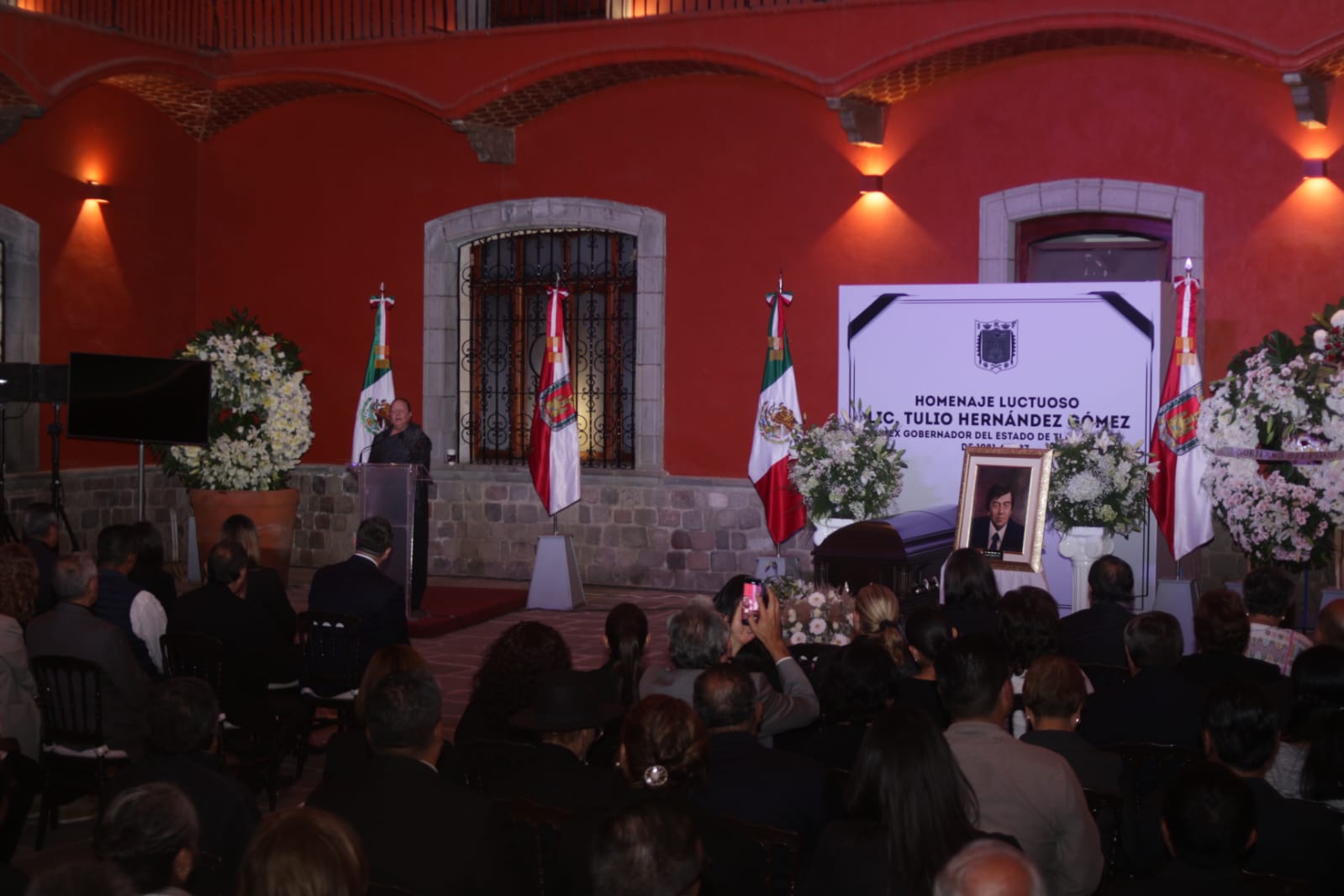 Realizan en Tlaxcala homenaje postumo a Tulio Hernández, exgobernador del Estado