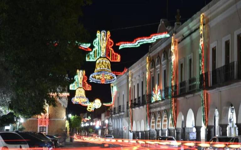 Se ilumina Tlaxcala en inicio de Fiestas Patrias