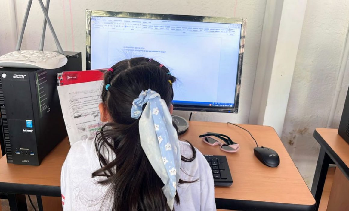 Inicia en Apetatitlán curso gratuito de informática para niños y jóvenes