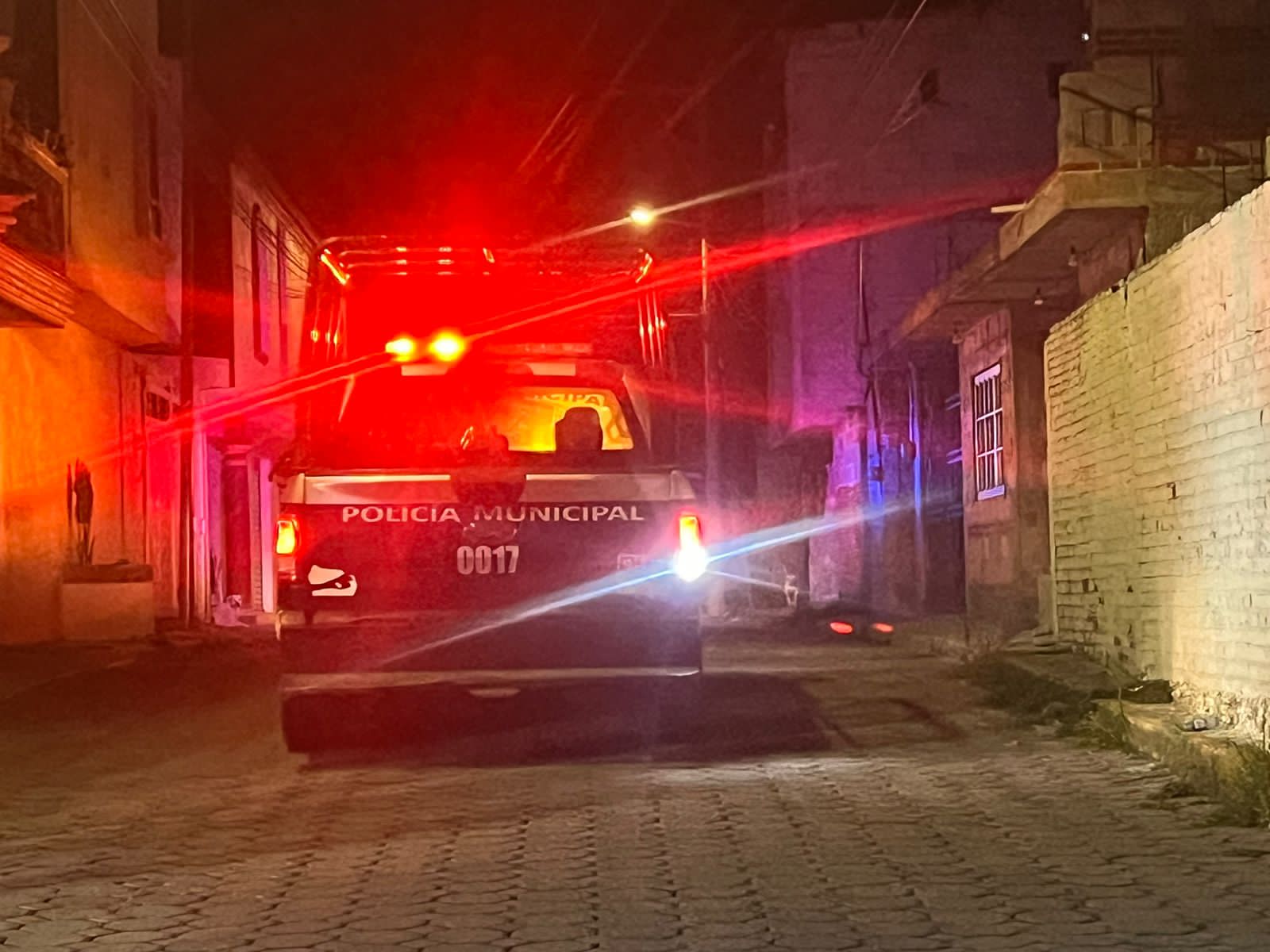 Rescatan a dos hombres de ser linchados en San Pablo del Monte 