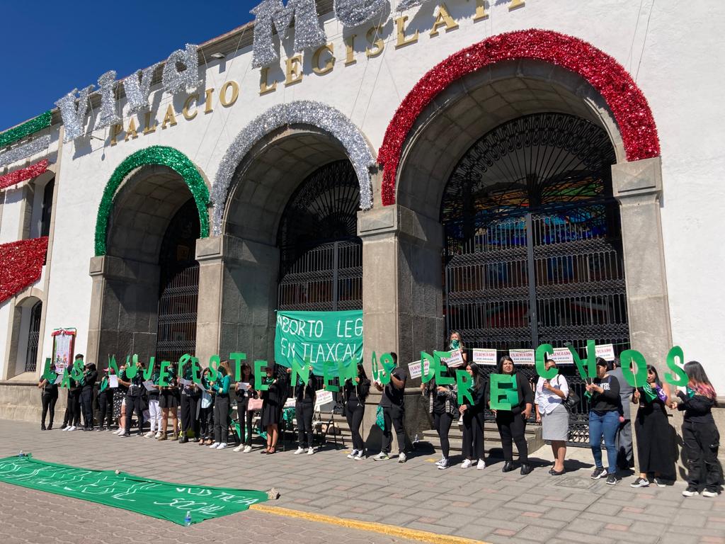 Condenan colectivos falta de voluntad política para despenalizar el aborto