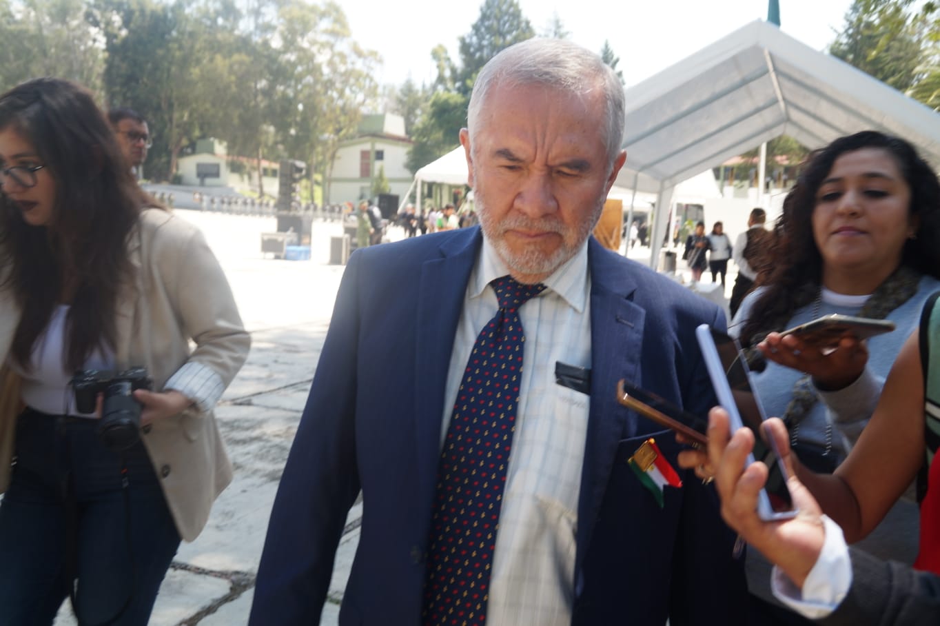 Inicia SEGOB indagatorias por cascos de PC con logo alterado