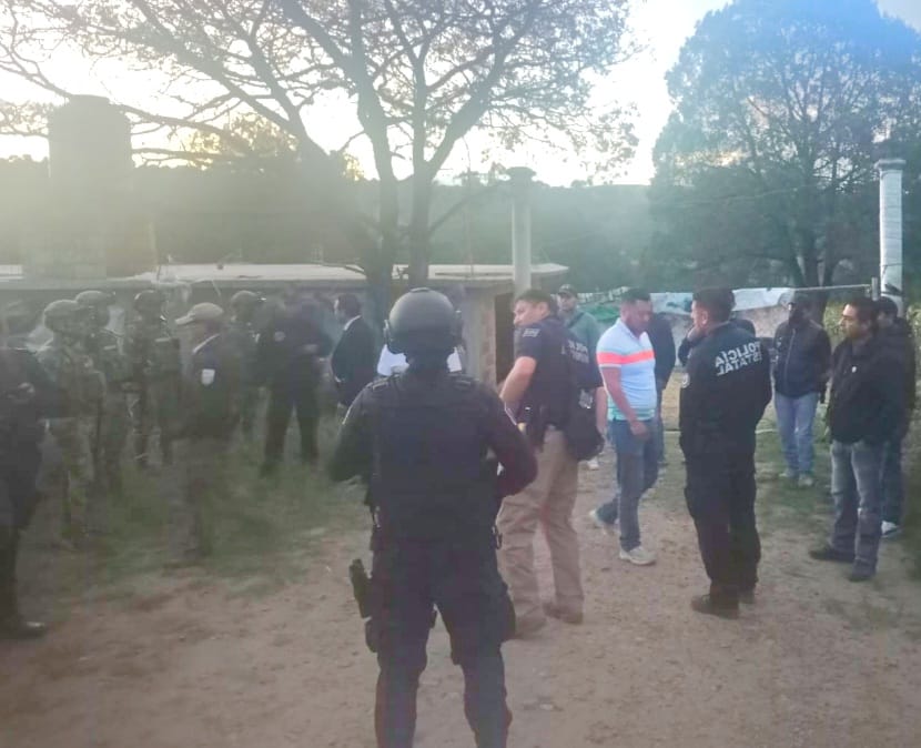 Rescatan a 290 migrantes y detienen a tres personas por tráfico de personas, en Tlaxcala